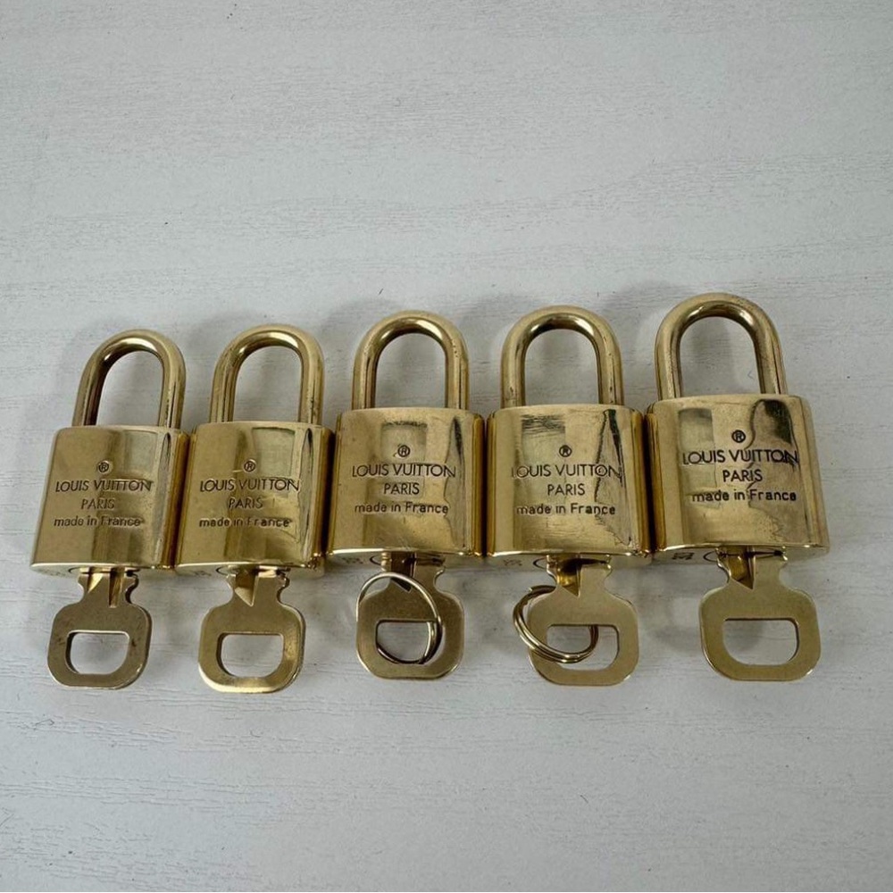 Louis Vuitton Lock and Key# 313, 318, 314, 323 & 327 - Picture 8 of 8